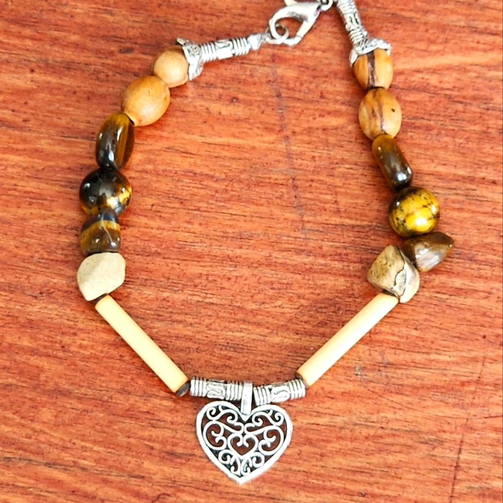 Silver Heart Charm Beaded Bracelet